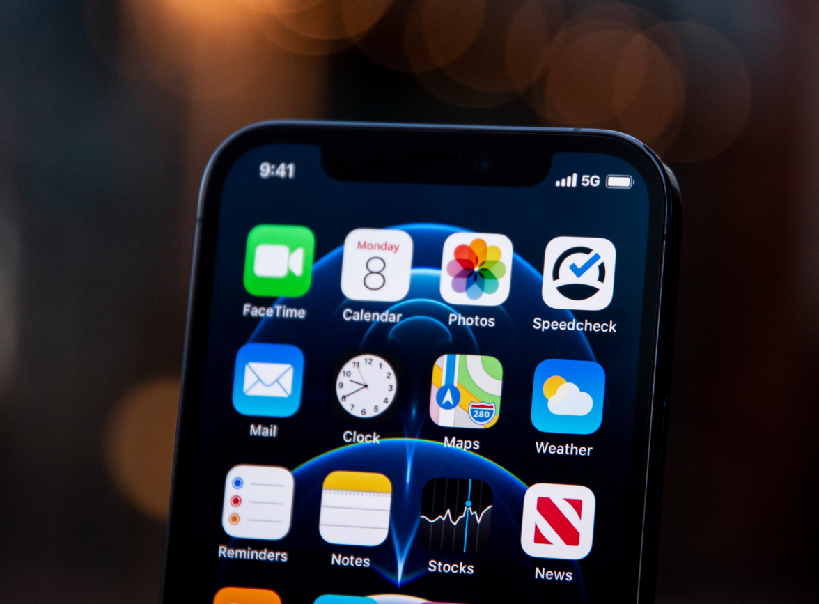 涉县苹果手机维修分享为什么 iPhone 12 在冬季会自动关机 